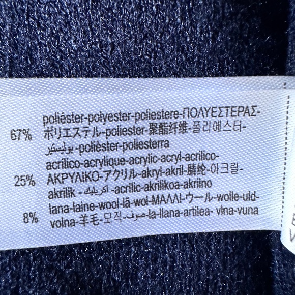 Zara Women's Toggle Closure Sweater (size: L) - NWT - Picture 13 of 14